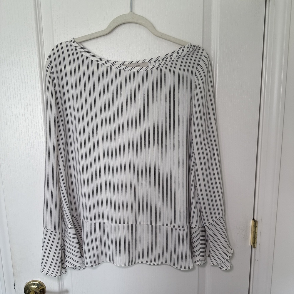 LOFT Striped Peplum Blouse L Cream Black Pinstripe Long Sleeve Workwear Ruffle
